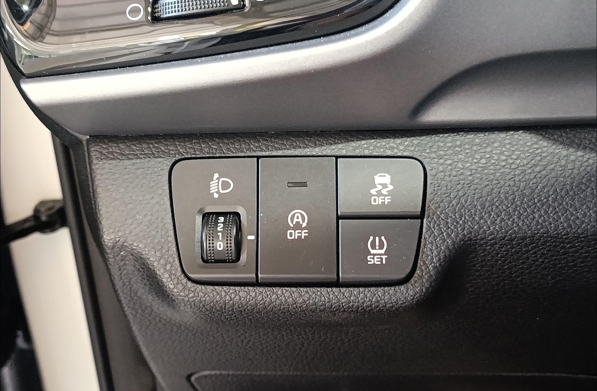 Kia Stonic 1.0 T-GDi MHEV Drive - foto 31