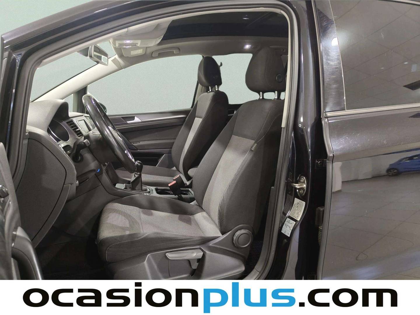 Foto asientos delanteros Volkswagen Golf Sportsvan Volkswagen Golf Sportsvan Special Edition 1.2 TSI BMT (110 CV)
