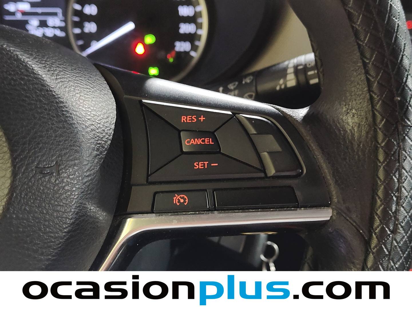 Extras y acabados del Nissan Micra Nissan Micra 1.0 G Visia+ (71 CV)