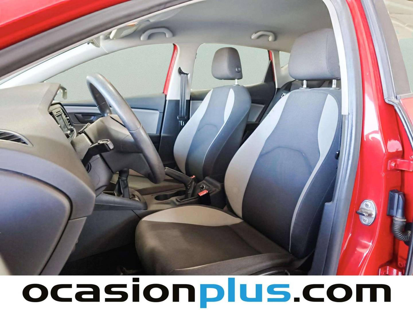 Foto asientos delanteros Seat León Seat León 1.2 TSI S&S Reference (105 CV)