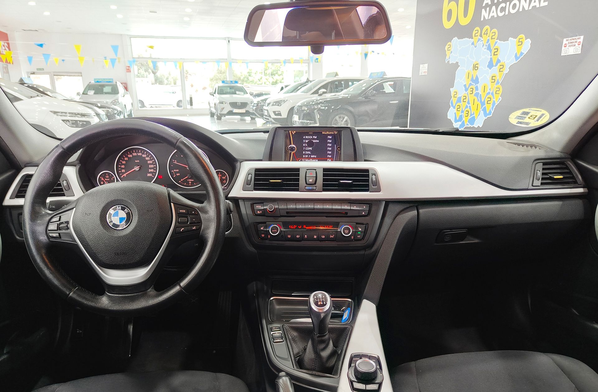 BMW Serie 3 318d - foto 6