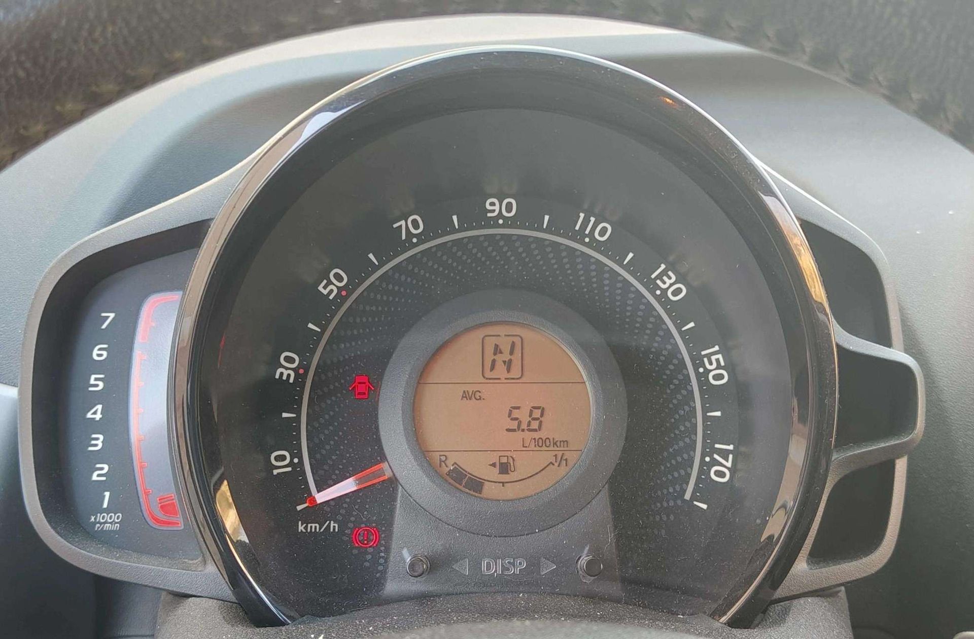 Toyota Aygo 1.0 70 x-play - foto 22