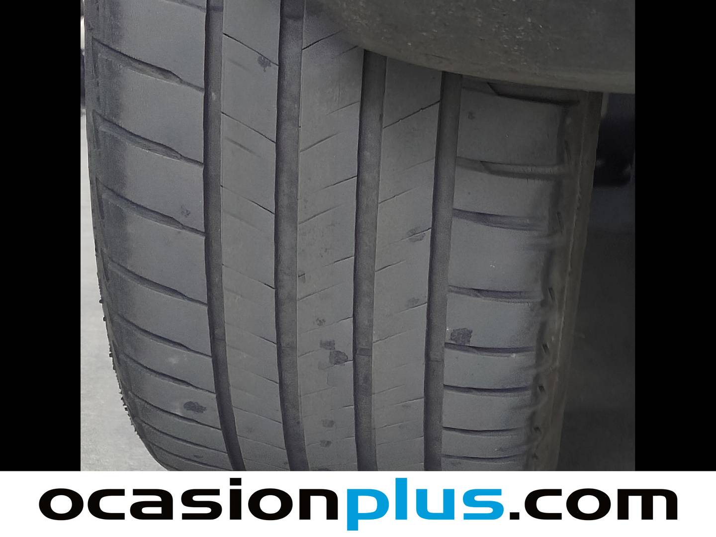 Foto Citroën C3 Aircross Citroen C3 Aircross PureTech 130 Shine Pack EAT6 (131 CV)