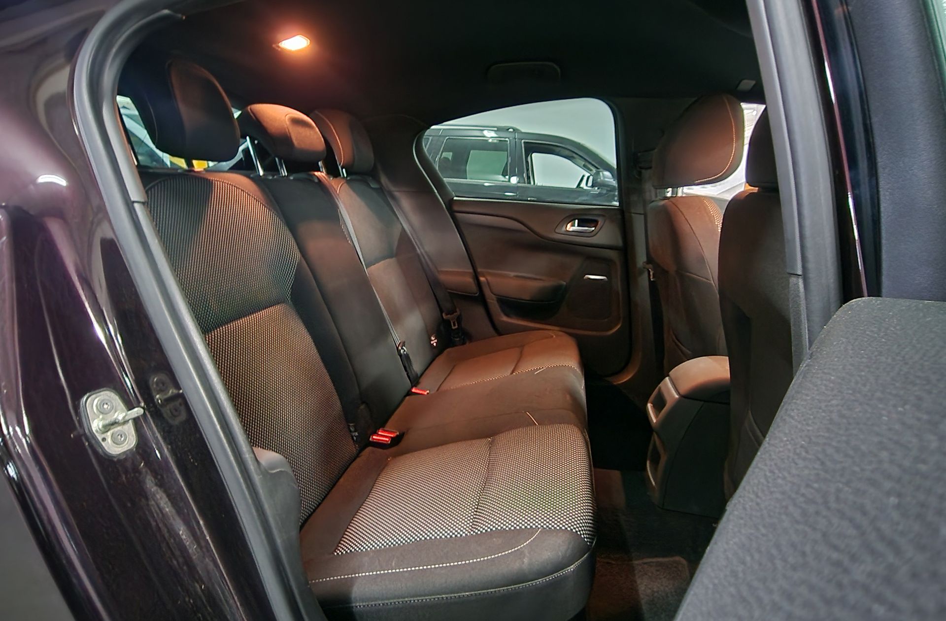 DS 4 PureTech 130 Design - foto 14