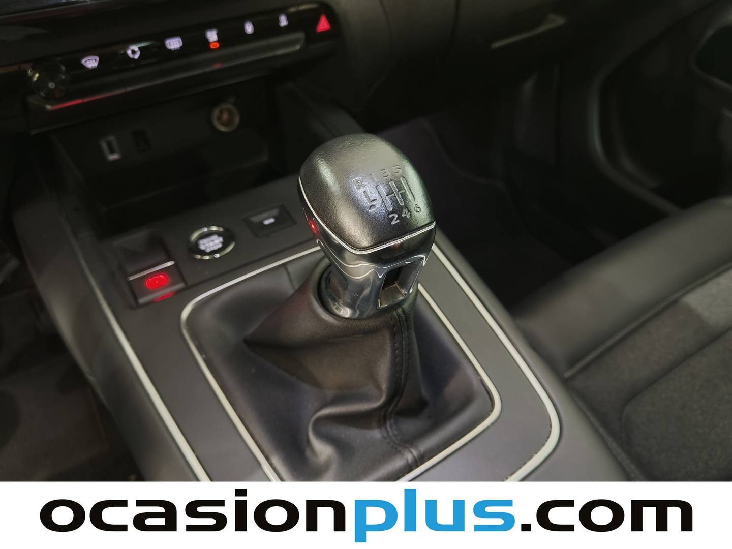 Foto Citroën C5 Aircross Citroen C5 Aircross PureTech 130 S&S Plus (131 CV)