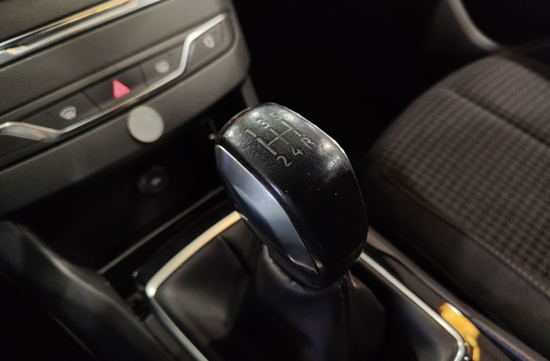 Peugeot 308 Active 1.2 PureTech - foto 5