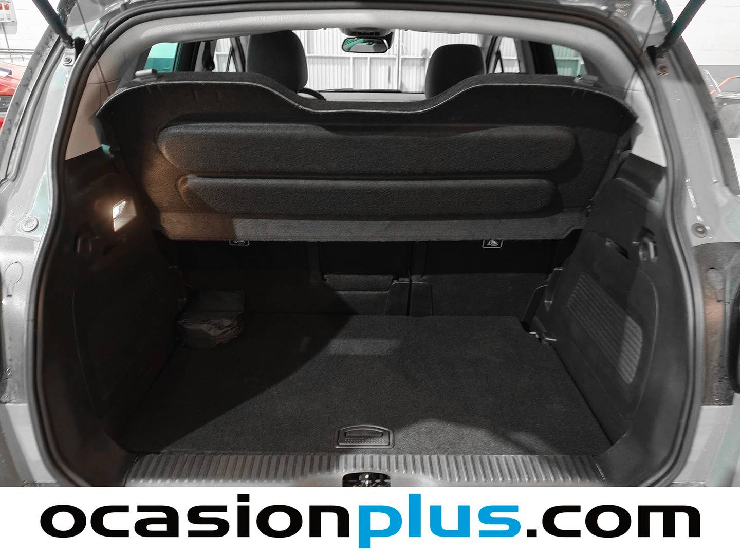 Foto Citroën C3 Aircross Citroën C3 Aircross PureTech 130 S&S Shine EAT6 96 kW (131 CV)