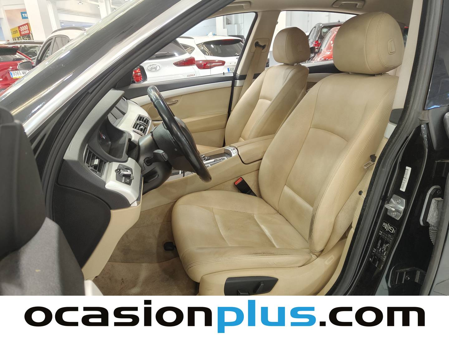 Foto asientos delanteros BMW Serie 5 BMW Serie 5 520d Gran Turismo (184 CV)