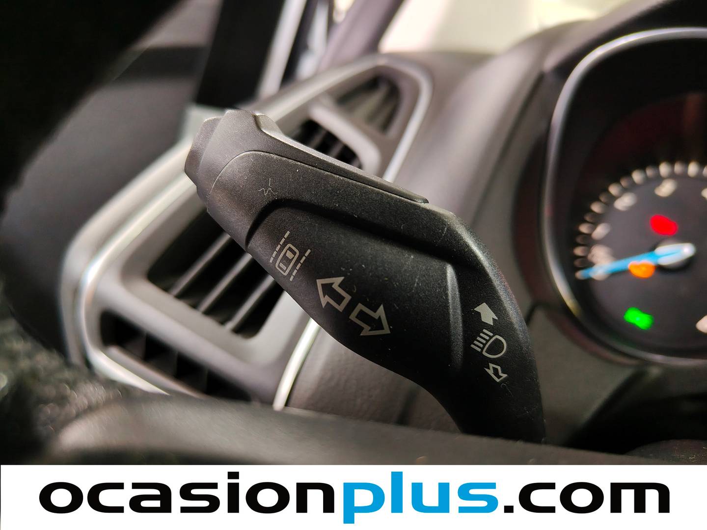 Ford Focus Ford Focus 1.0 Ecoboost Titanium (125 CV) de segunda mano