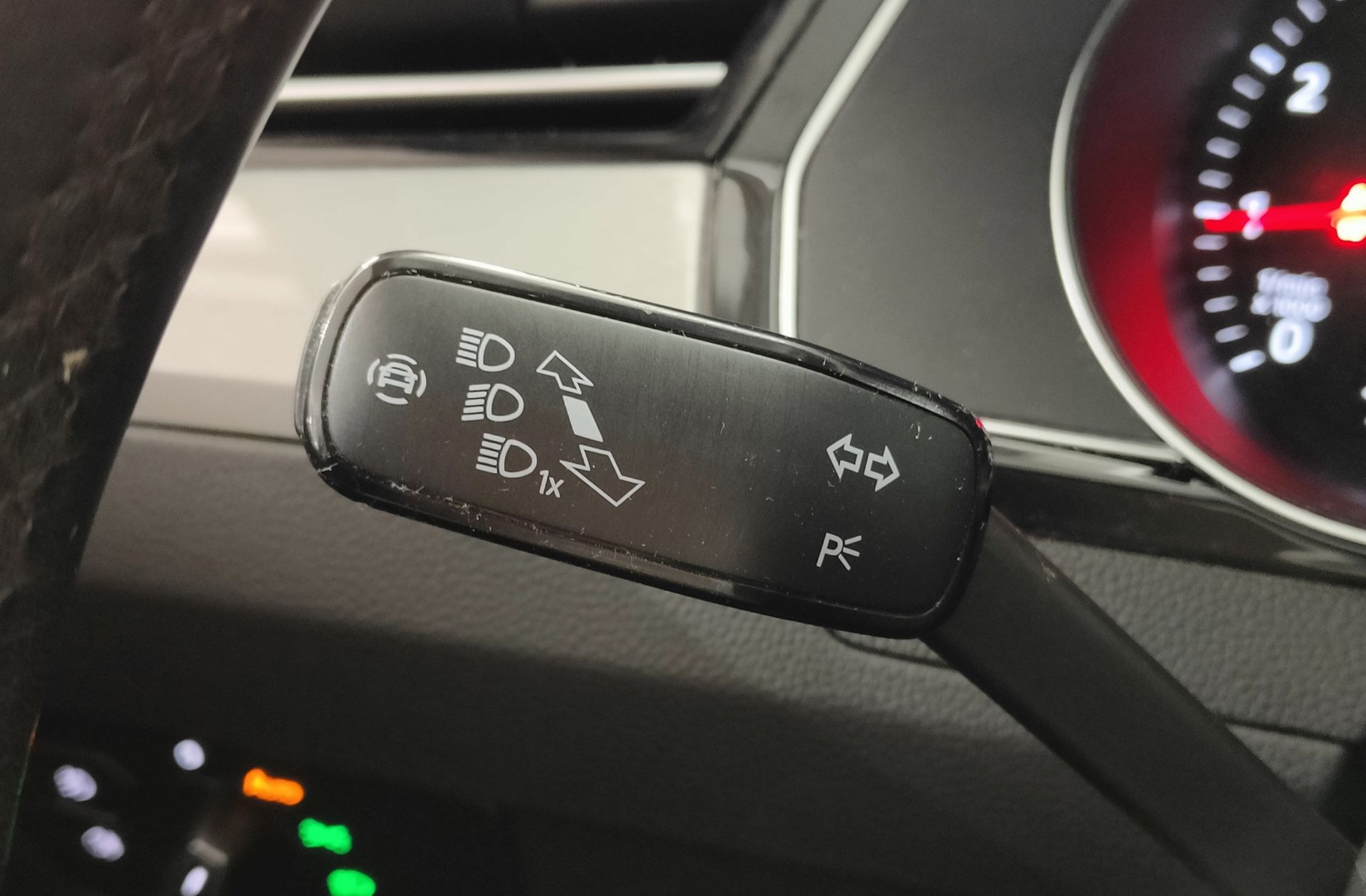 Volkswagen Passat Variant Executive 1.5 TSI DSG - foto 27