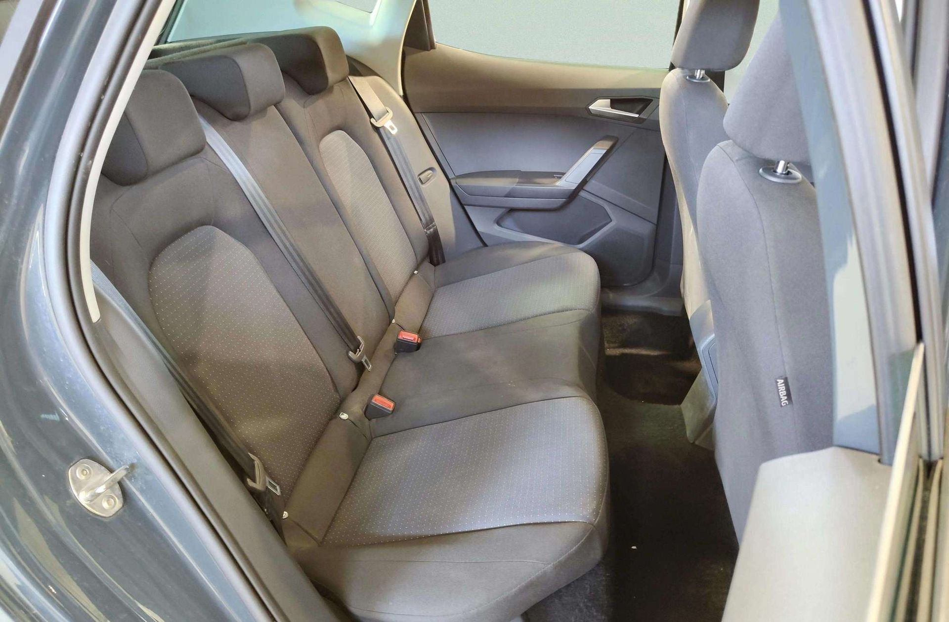 SEAT Arona 1.0 TSI Style XL DSG - foto 17