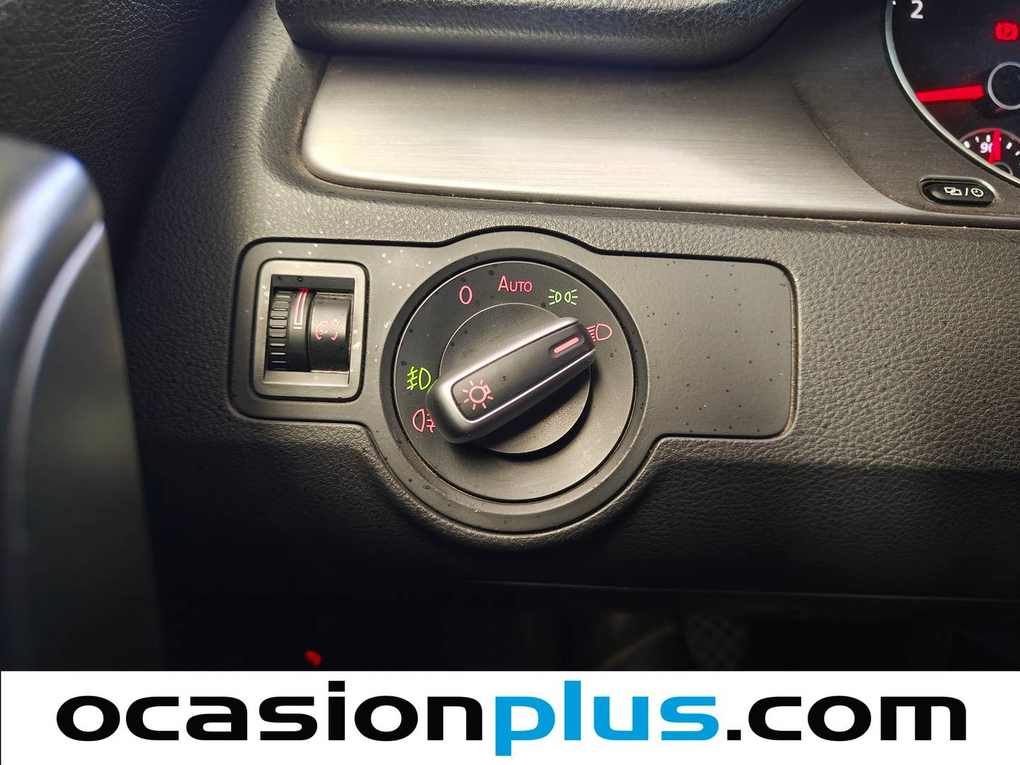 Equipamiento del Volkswagen Passat Volkswagen Passat Advance 1.6 TDI BMT (105 CV)