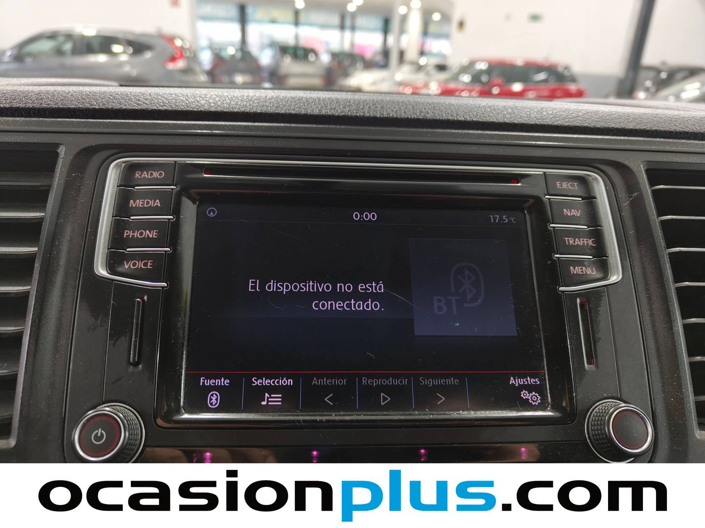 Volkswagen Caravelle Volkswagen Caravelle Comfortline Batalla Corta 2.0 TDI BMT (102 CV) diésel