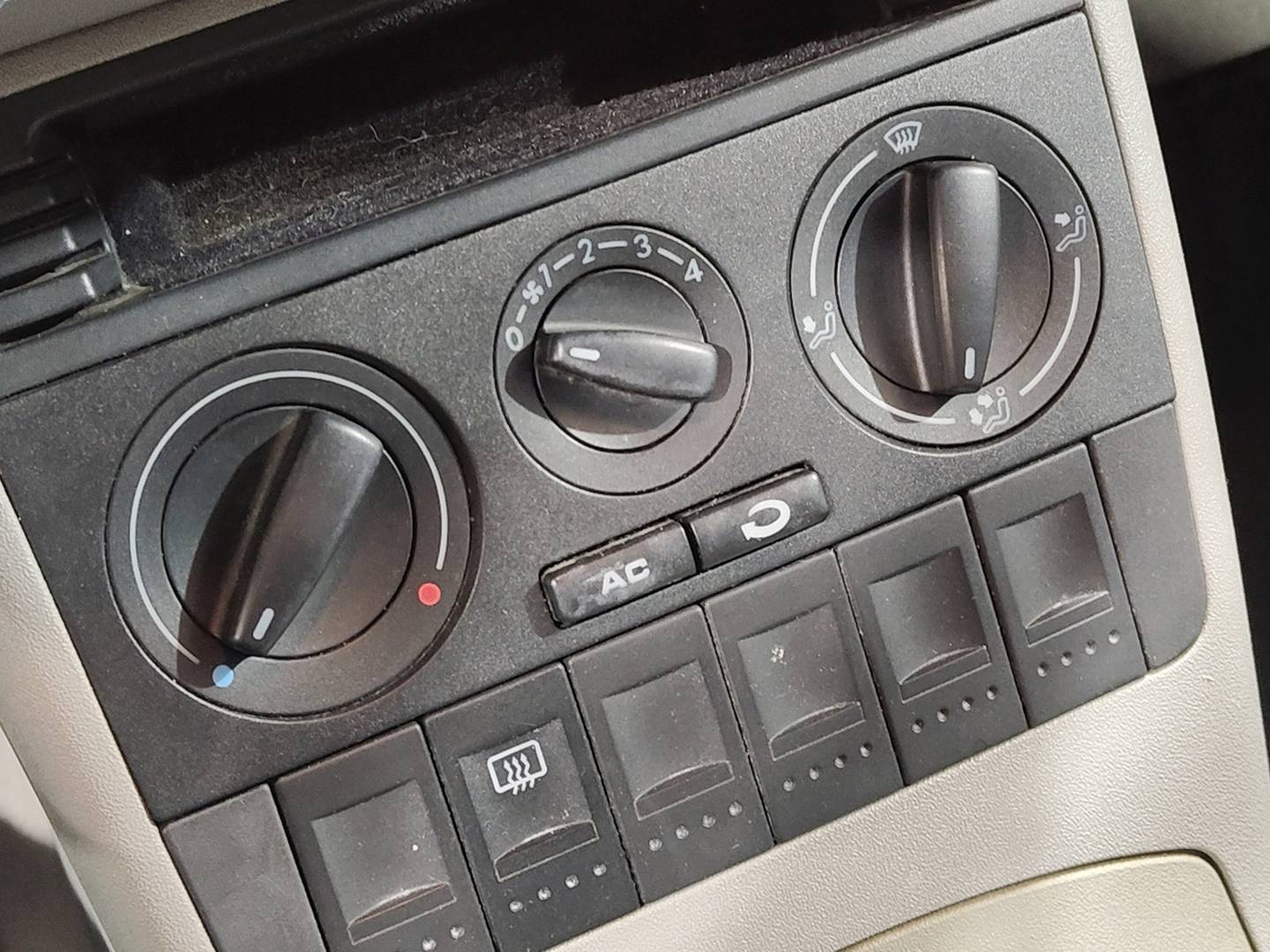 Foto Volkswagen Polo Volkswagen Polo 1.9 SDI Trendline (64 CV)