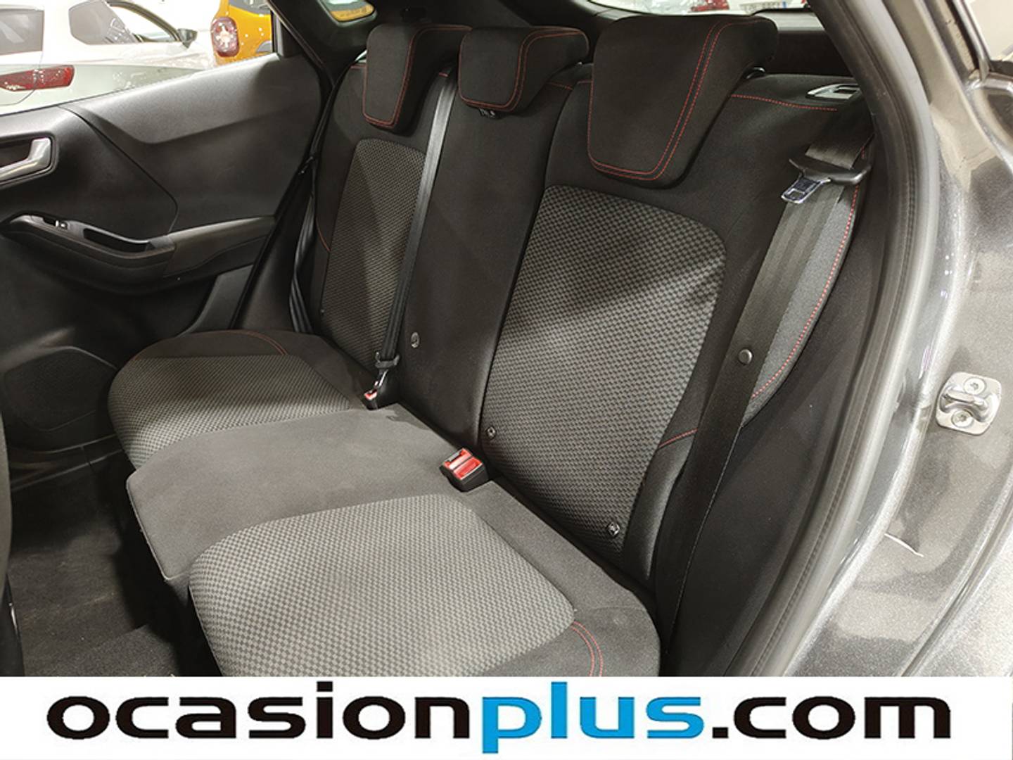 Foto Ford Puma Ford Puma 1.0 EcoBoost MHEV ST-Line Auto (125 CV)