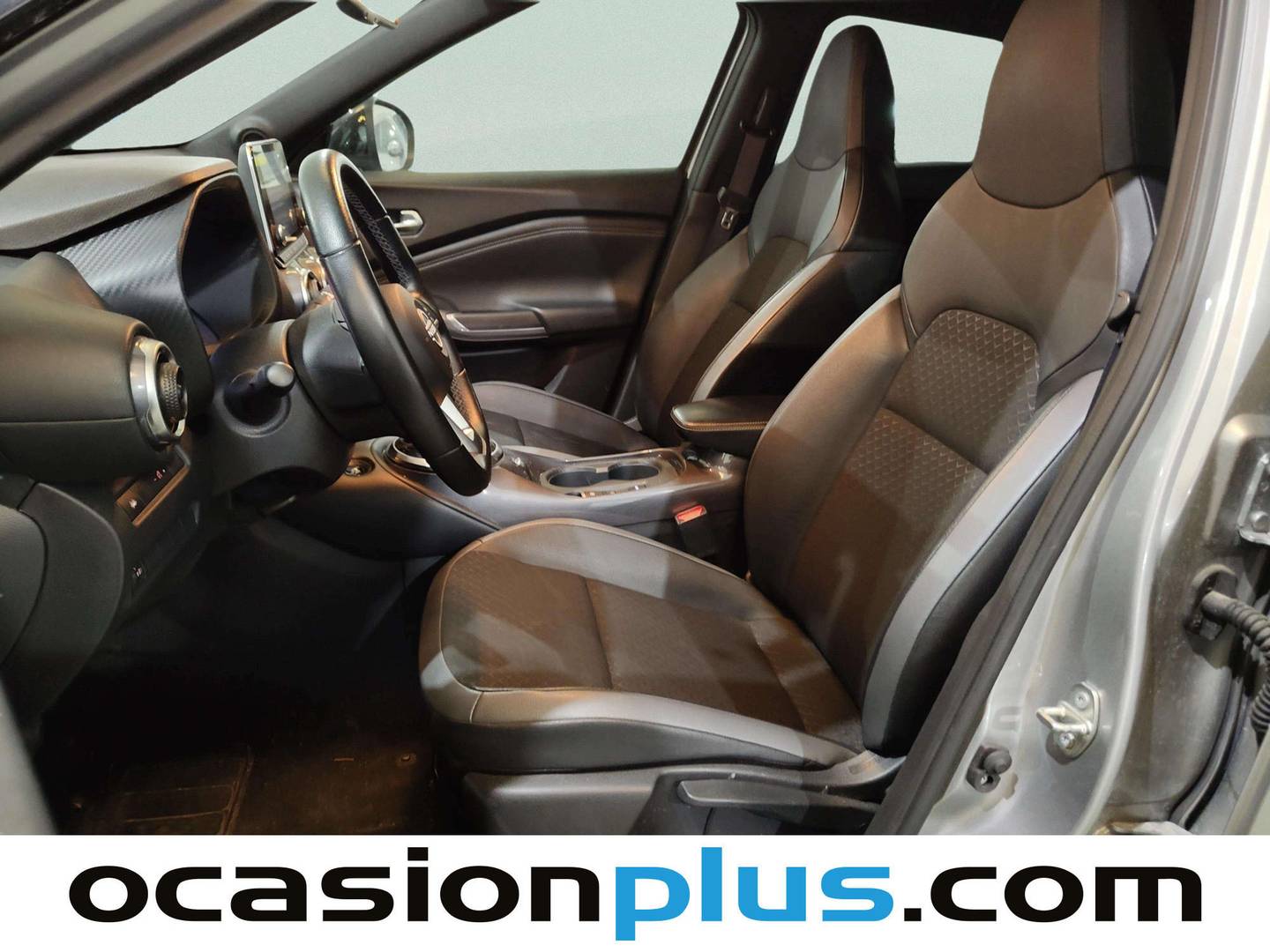 Foto asientos delanteros Nissan JUKE Nissan Juke 1.6 Hybrid N-Connecta Auto (143 CV)
