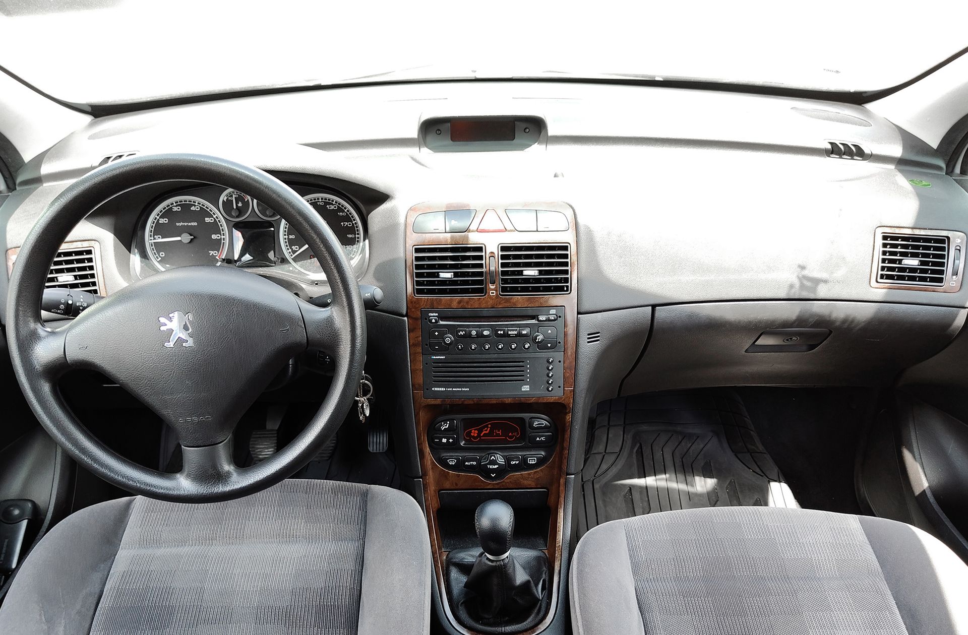 Peugeot 307 1.6 XT - foto 6