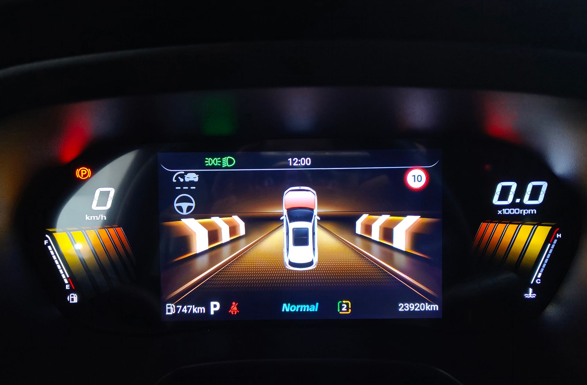 MG ZS 1.5 Hybrid+ Luxury - foto 22