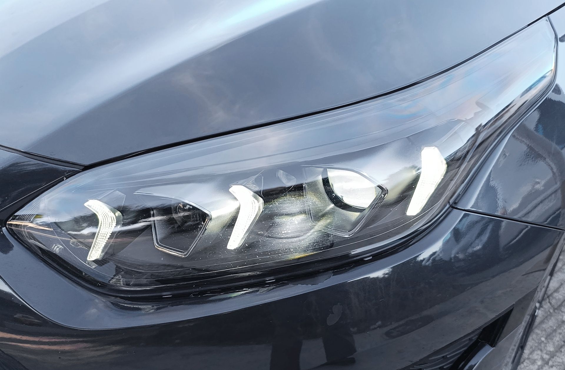 Kia Ceed 1.5 MHEV GT Line DCT - foto 16