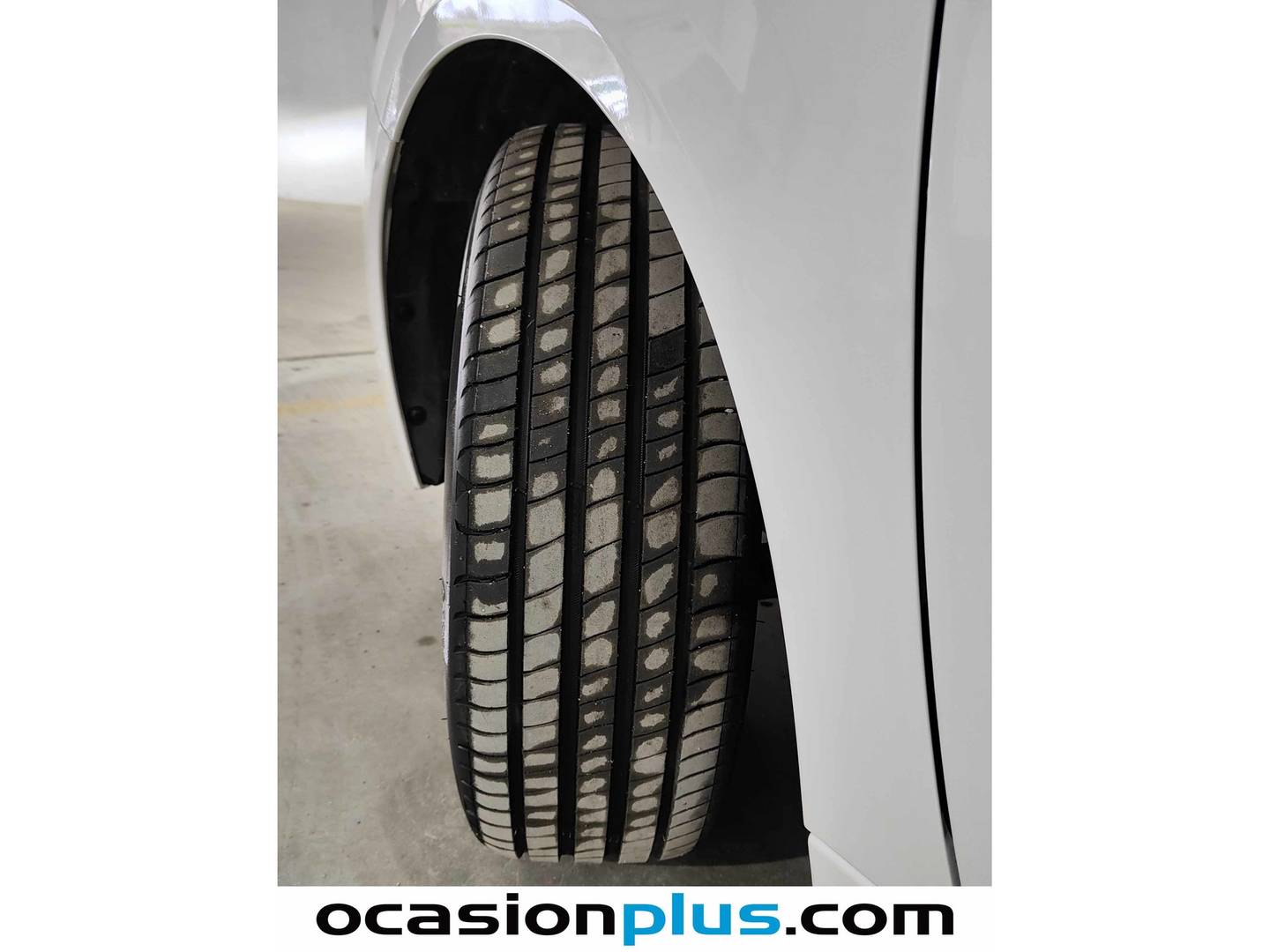 Foto Peugeot 208 Peugeot 208 PureTech 100 Allure 100 CV)