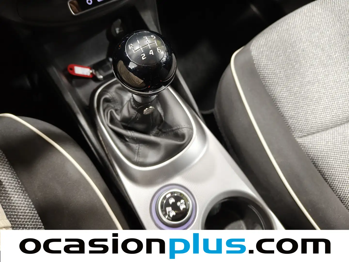 Foto Fiat 500X Fiat 500X 1.6 MultiJet Pop Star 4x2 (120 CV)