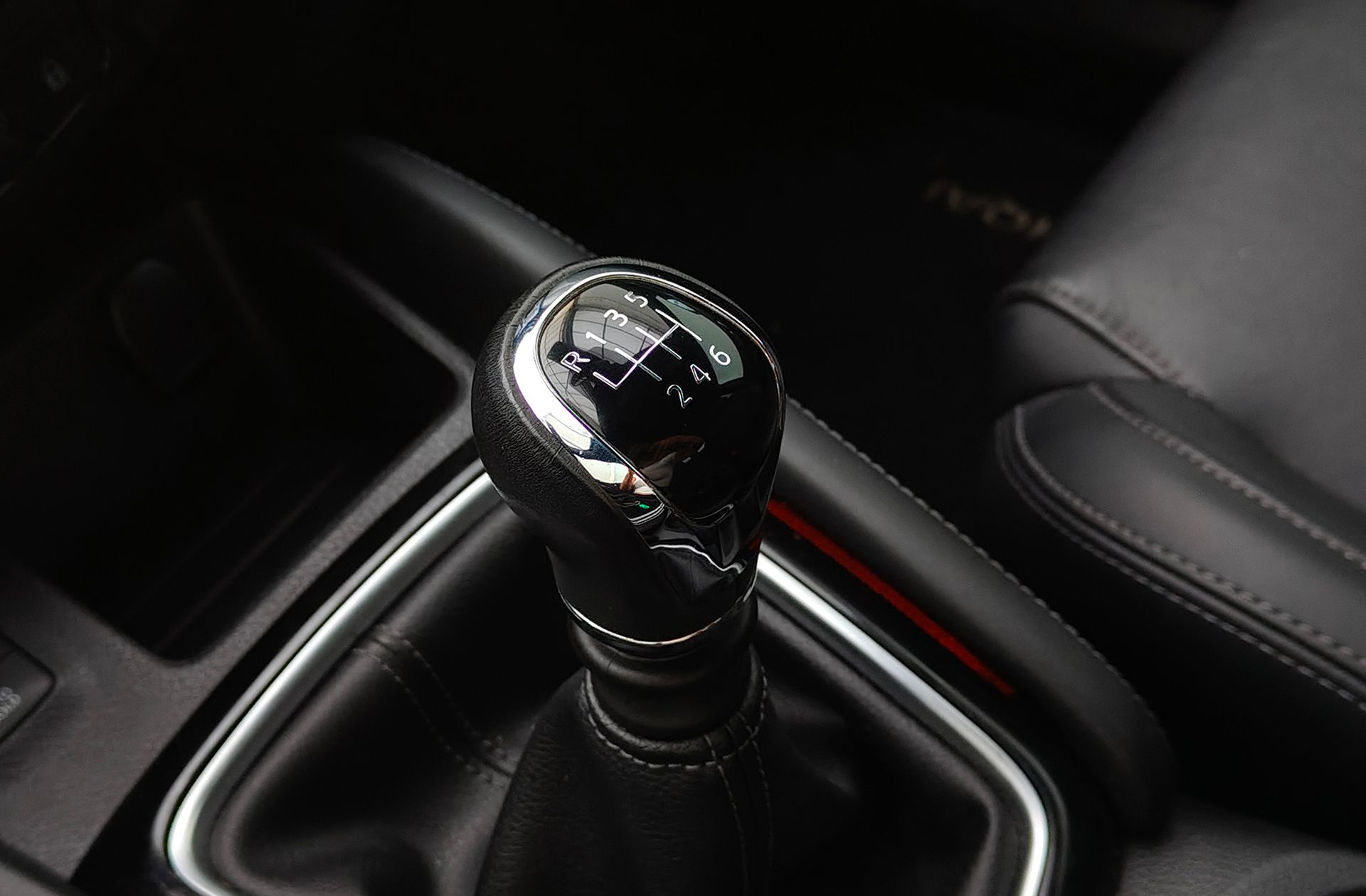 Nissan Qashqai dCi 150 Tekna+ - foto 5