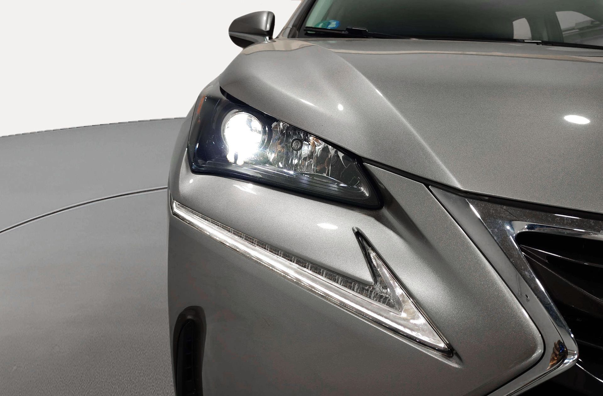 Lexus NX 300h Corporate 2WD Navibox - foto 14