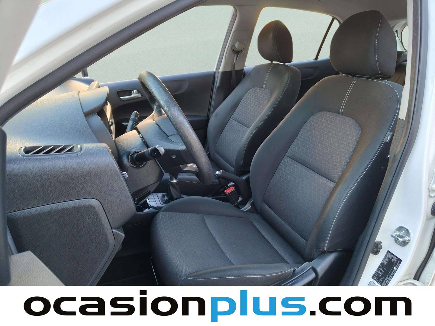 Foto asientos delanteros KIA Picanto KIA Picanto 1.0 DPi Concept Pack Comfort (67 CV)