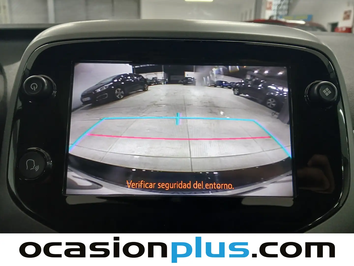 Foto Toyota Aygo Toyota Aygo 1.0 70 x-play (72 CV)