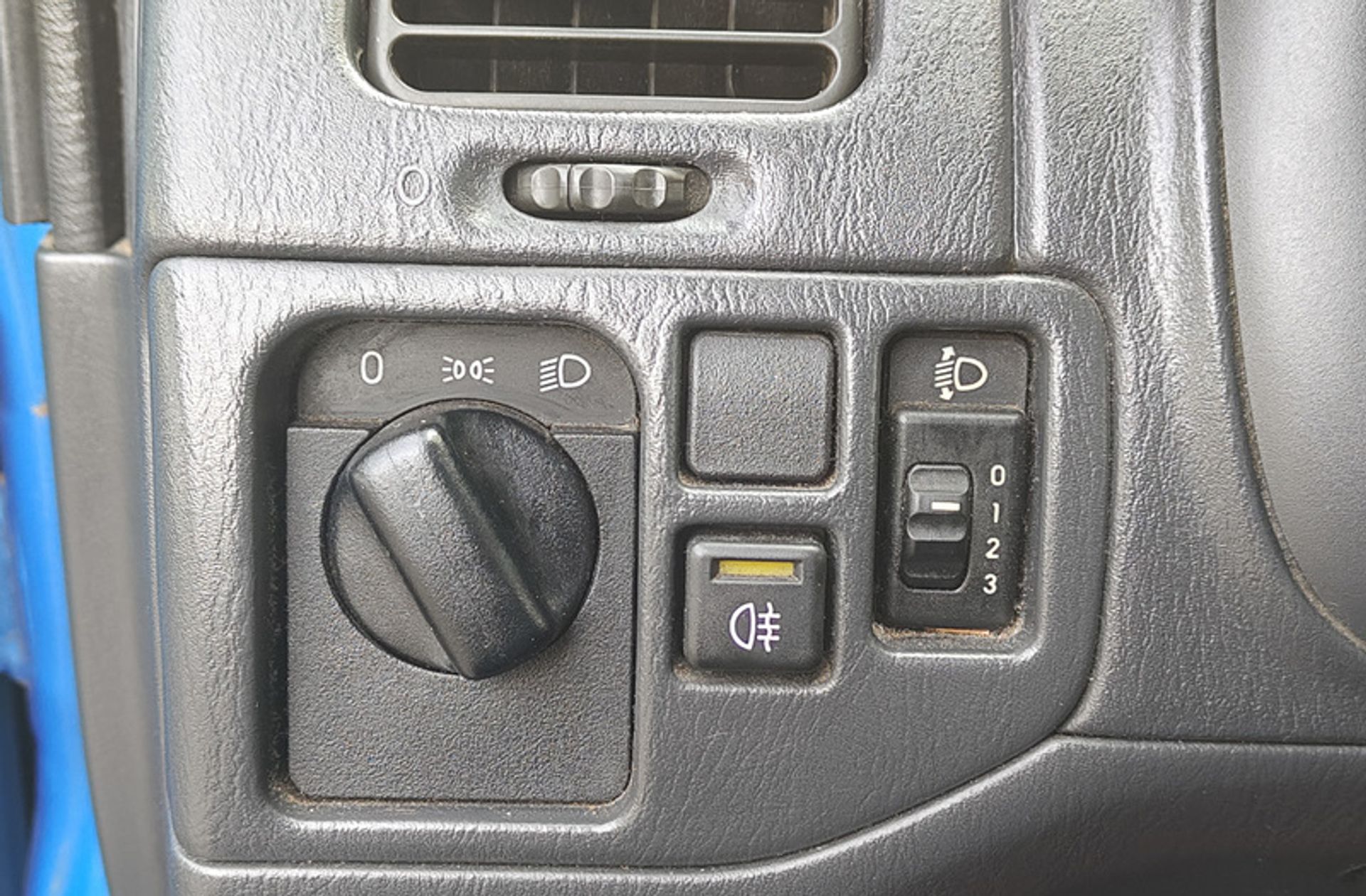 Opel Agila 1.2 16V - foto 19