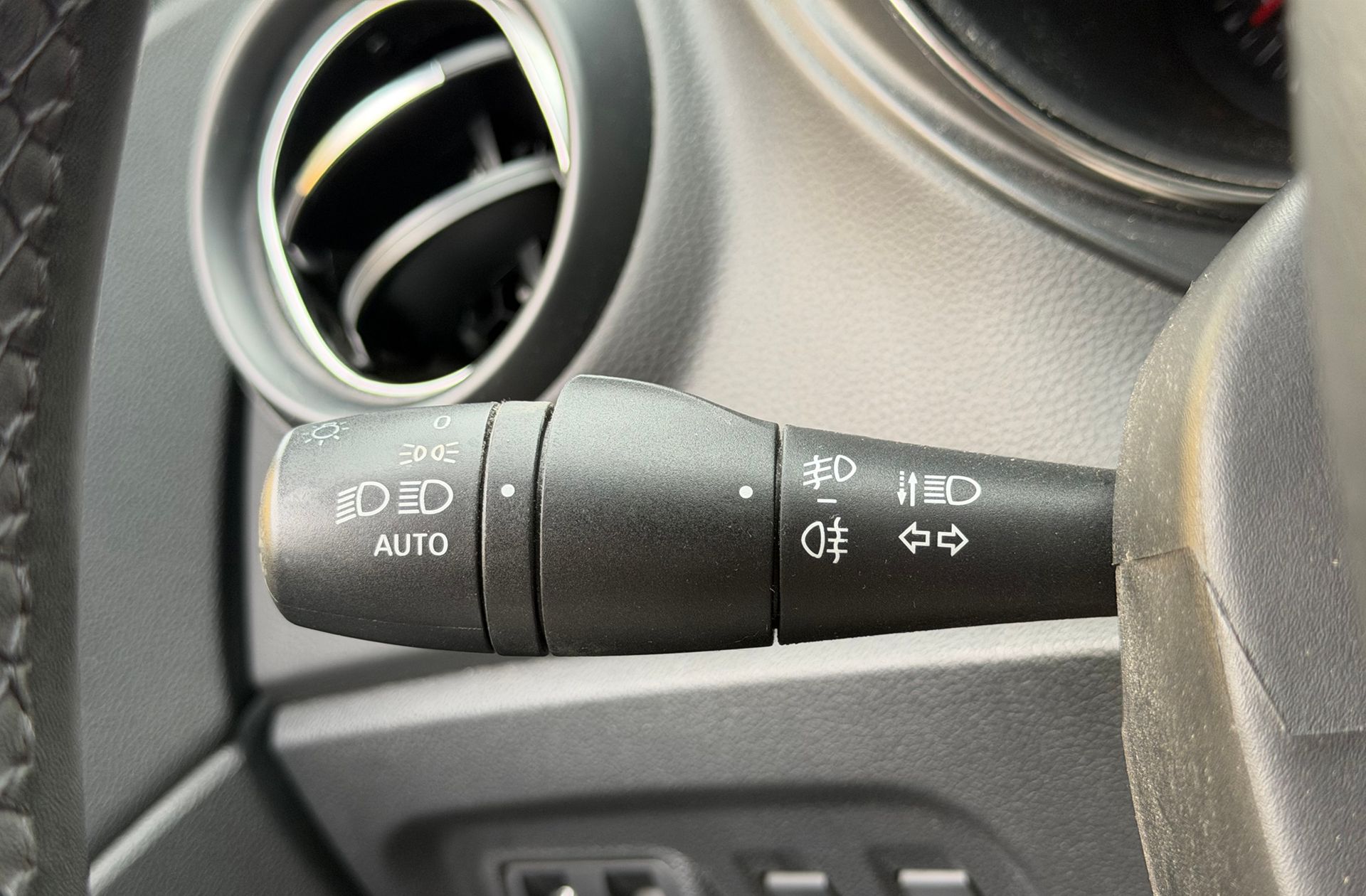 Renault Captur Limited Energy TCe - foto 24