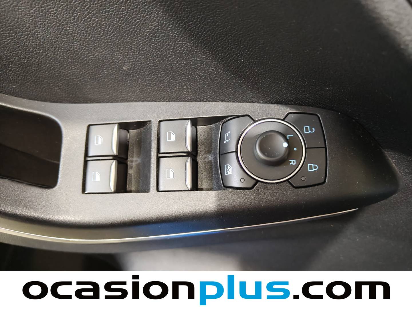 Foto Ford Puma Ford Puma 1.0 EcoBoost MHEV ST-Line X Auto (125 CV)