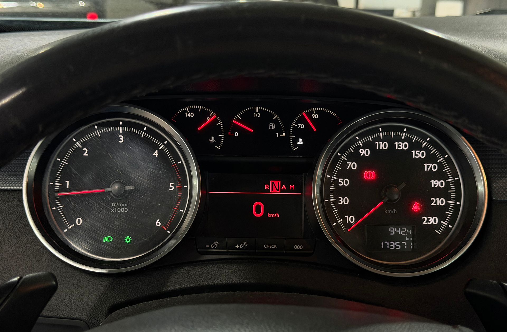 Peugeot 508 SW 1.6 e-HDI Active ETG6 - foto 22