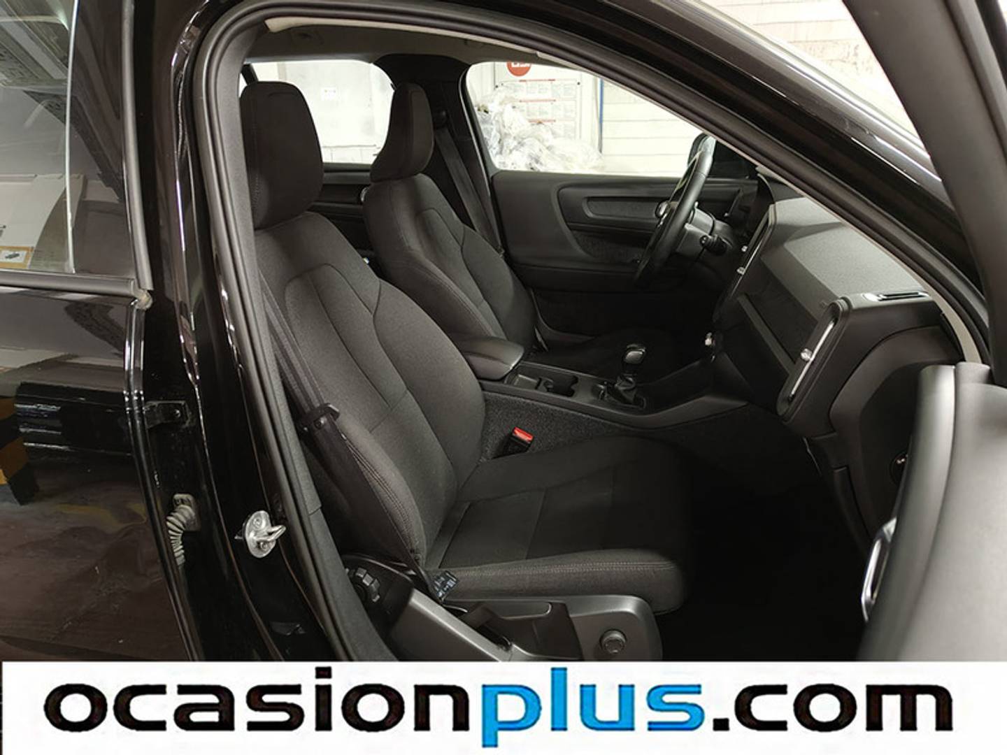 Foto Volvo XC40 Volvo XC40 T2 Essential (129 CV)