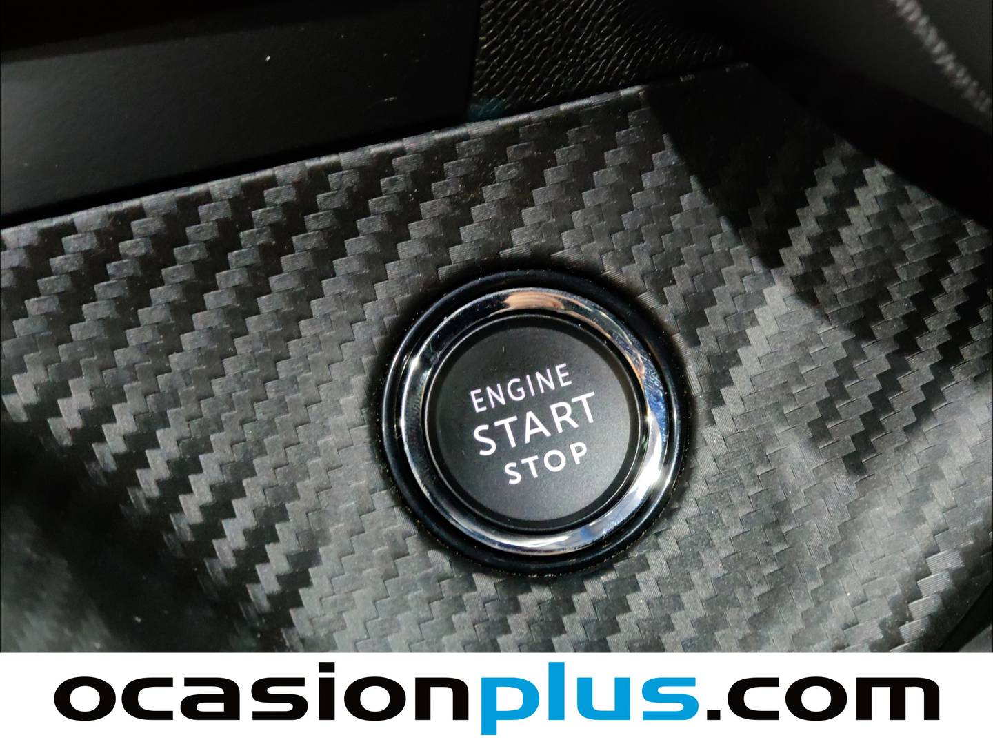 Foto Peugeot 2008 Peugeot 2008 Allure Hybrid eDCS6 107 kW (145 CV)