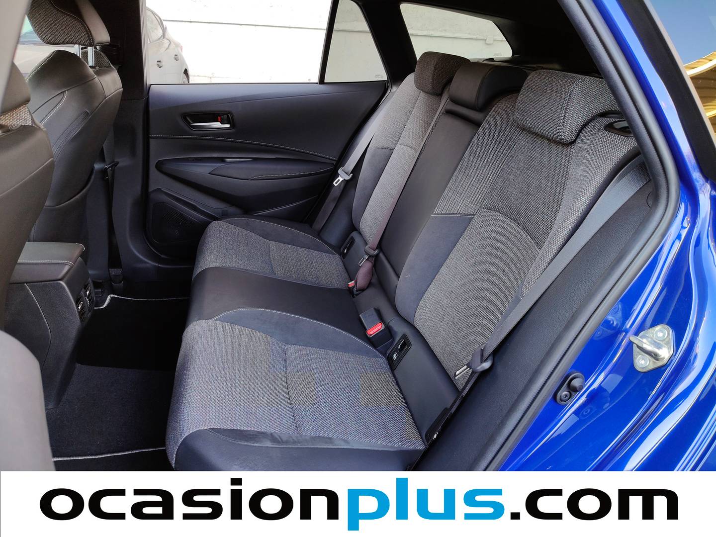 Foto asientos traseros Toyota Corolla Toyota Corolla Touring Sports 200H Style (196 CV)