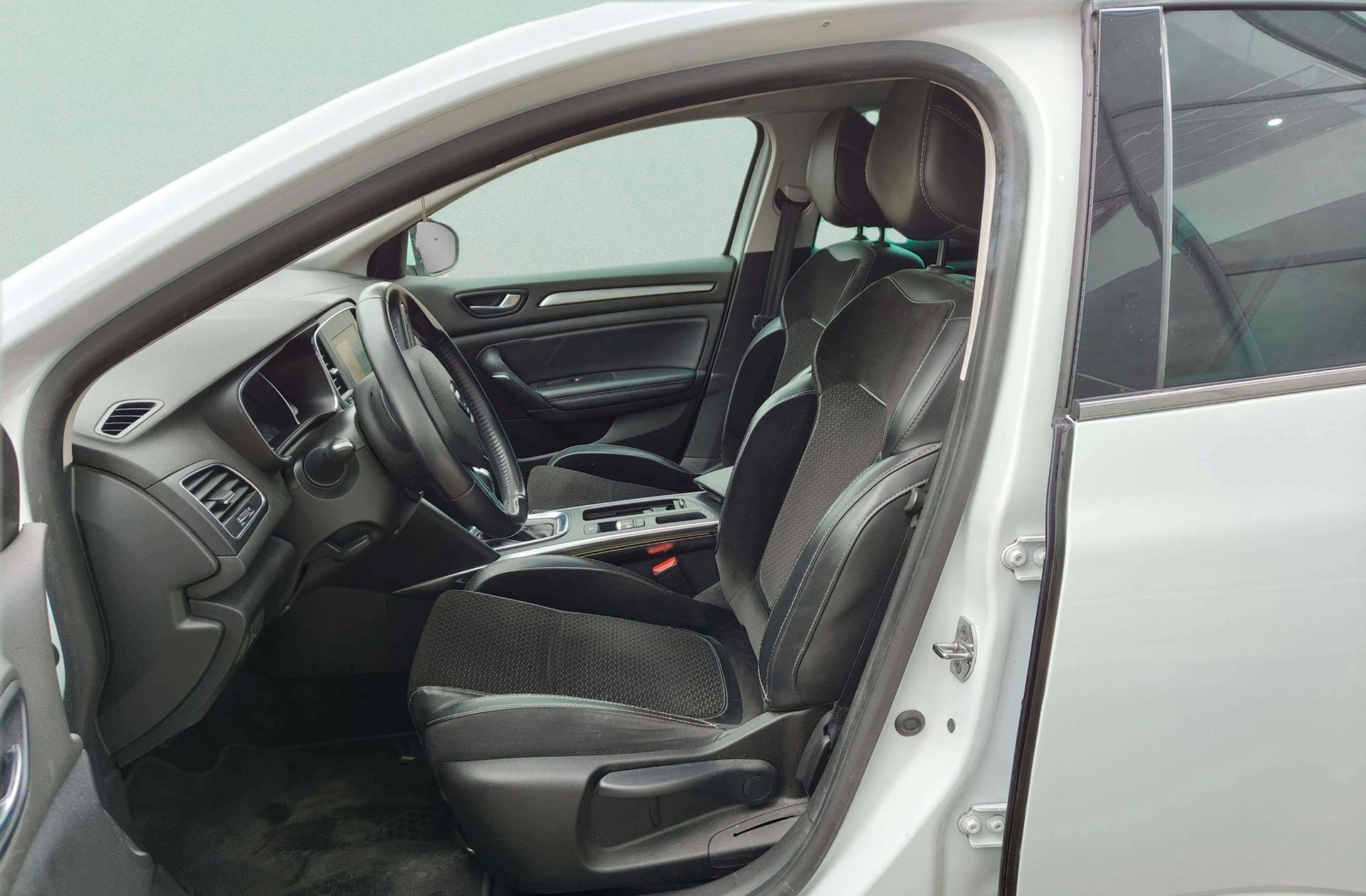 Renault Mégane Zen Energy TCe EDC - foto 9