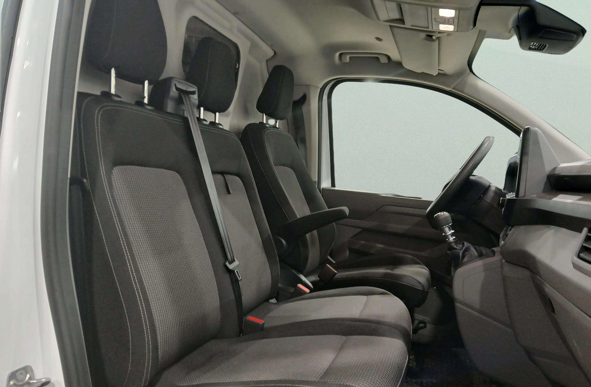 Volkswagen Transporter Furgon Batalla Corta TN 2.0 TDI - foto 18