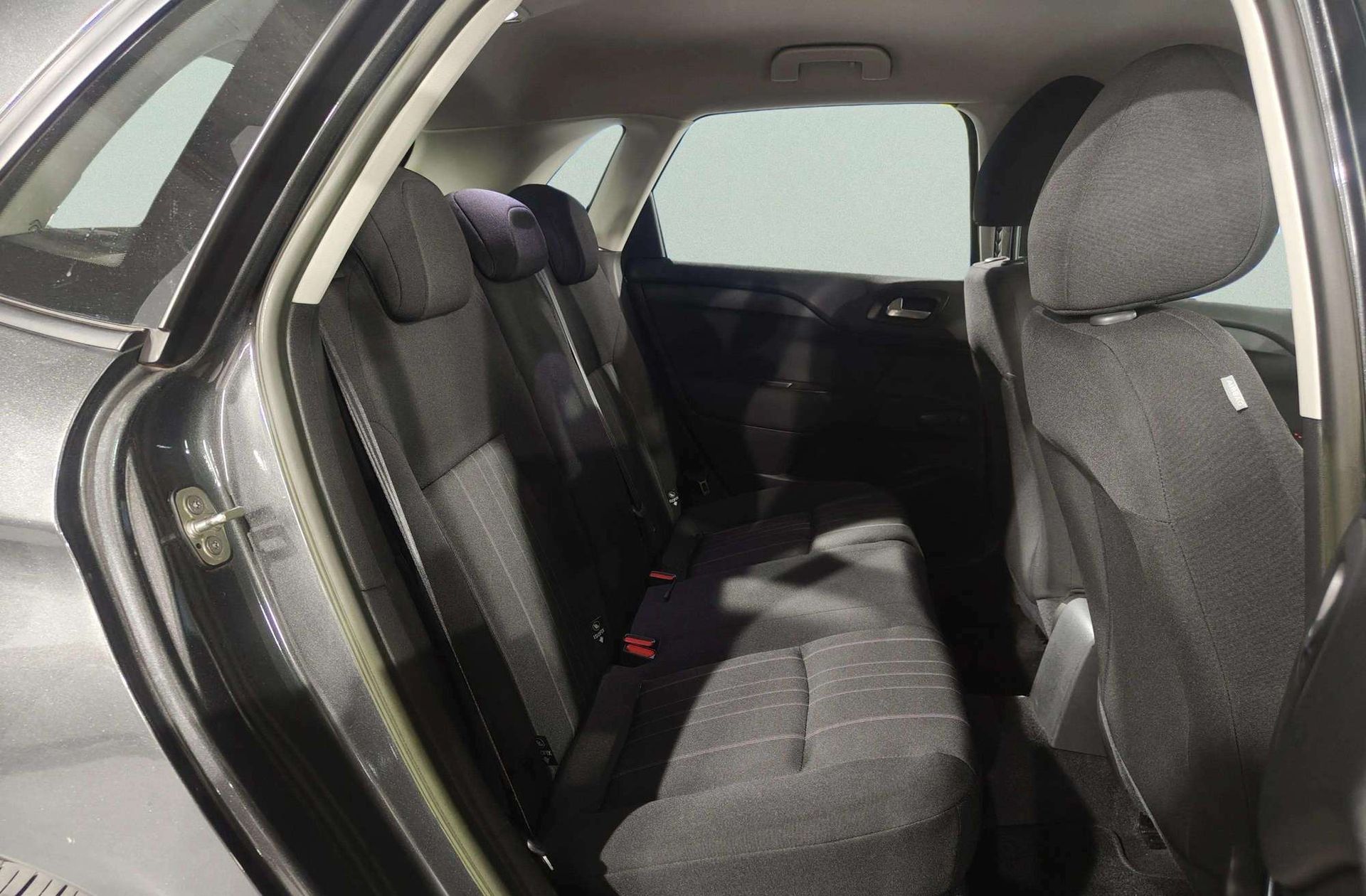 Citroën C4 1.6 HDi Tonic - foto 13