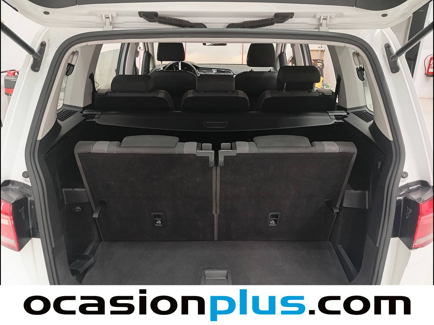 Foto Volkswagen Touran Volkswagen Touran Edition 1.6 TDI BMT 85 kW (115 CV) 7 Plazas