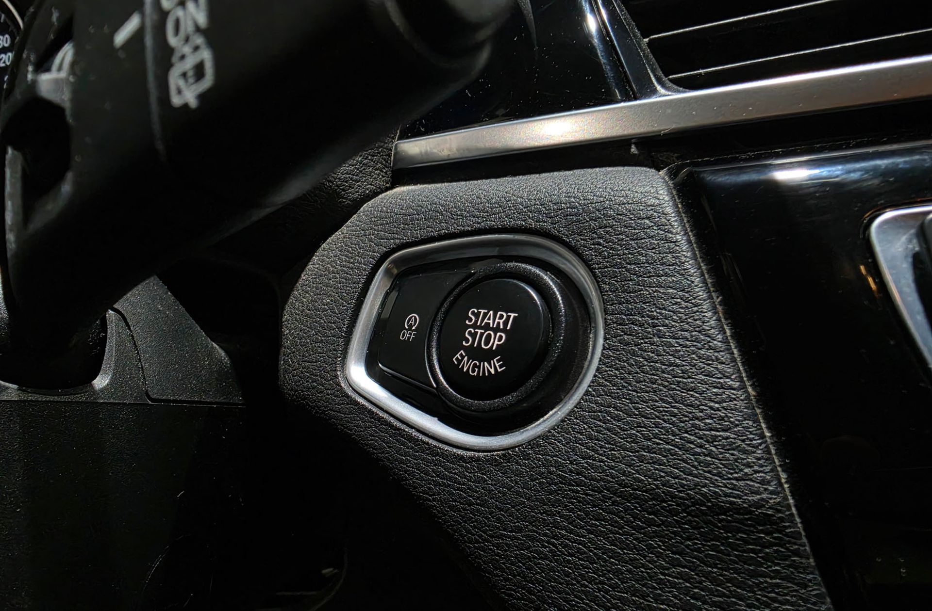 BMW X1 sDrive18d Business - foto 34