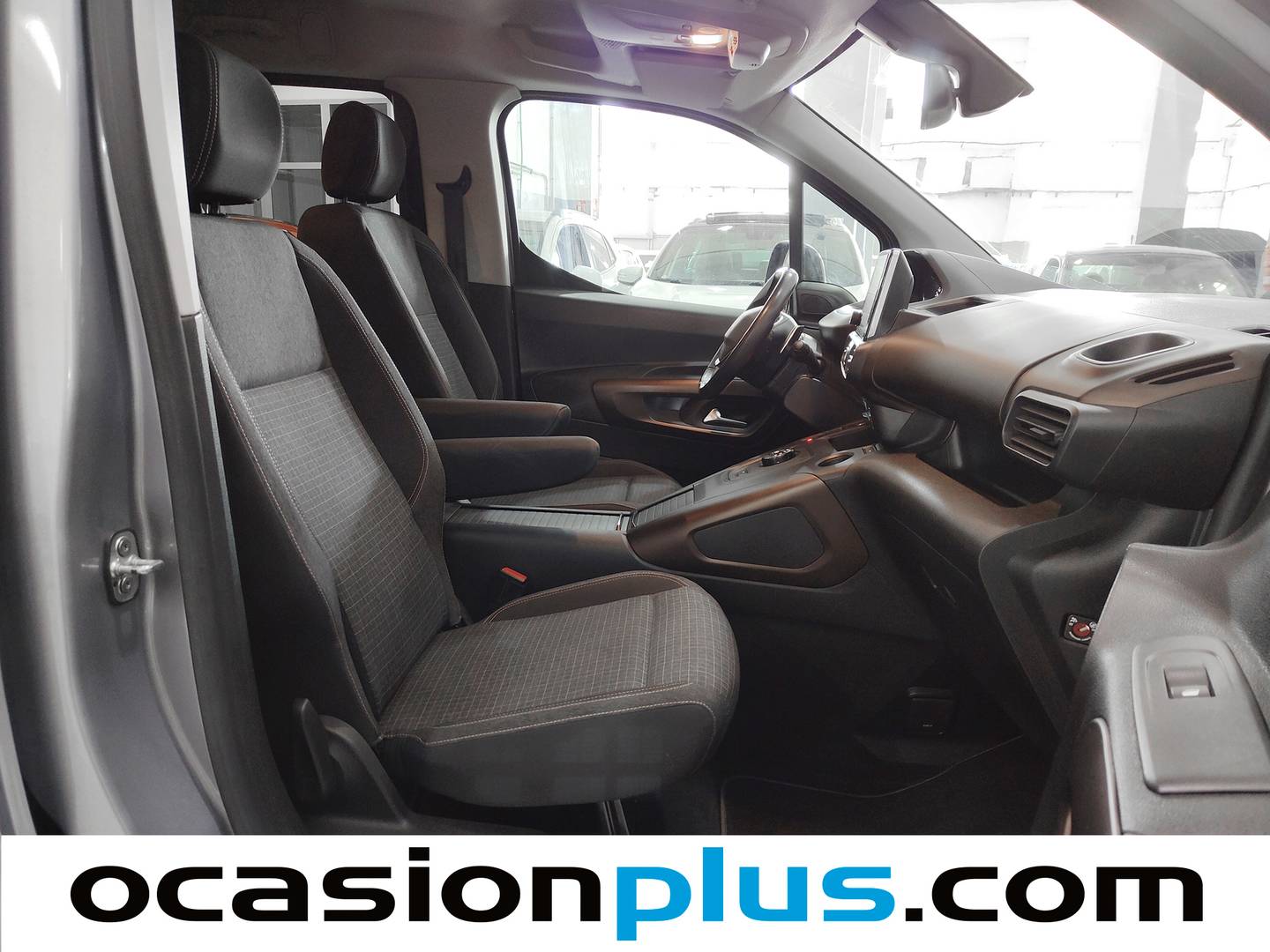 Foto Peugeot Rifter Peugeot Rifter GT Line Long BlueHDi (130 CV)