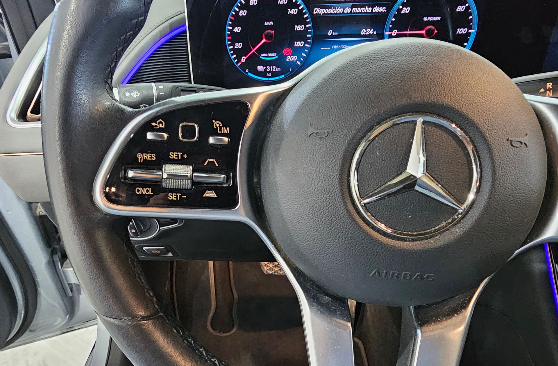 Mercedes-Benz EQC SUV 400 4Matic Pack AMG - foto 31