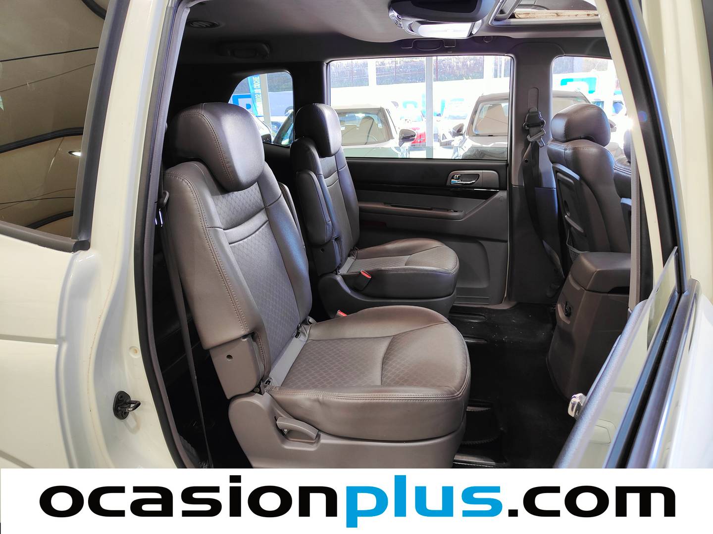 Foto SsangYong Rodius Ssangyong Rodius D22T Limited (178 CV) 7 Plazas
