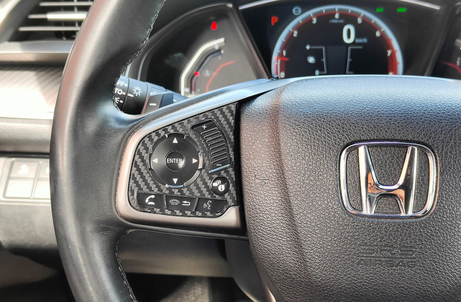 Honda Civic 1.5 I-VTEC Turbo Sport CVT - foto 32