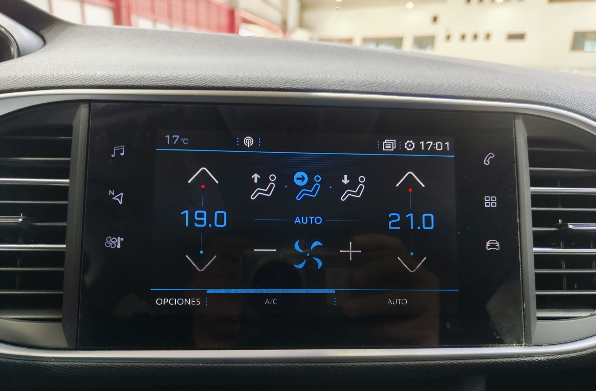 Peugeot 308 SW BlueHDi 130 Allure Pack - foto 33