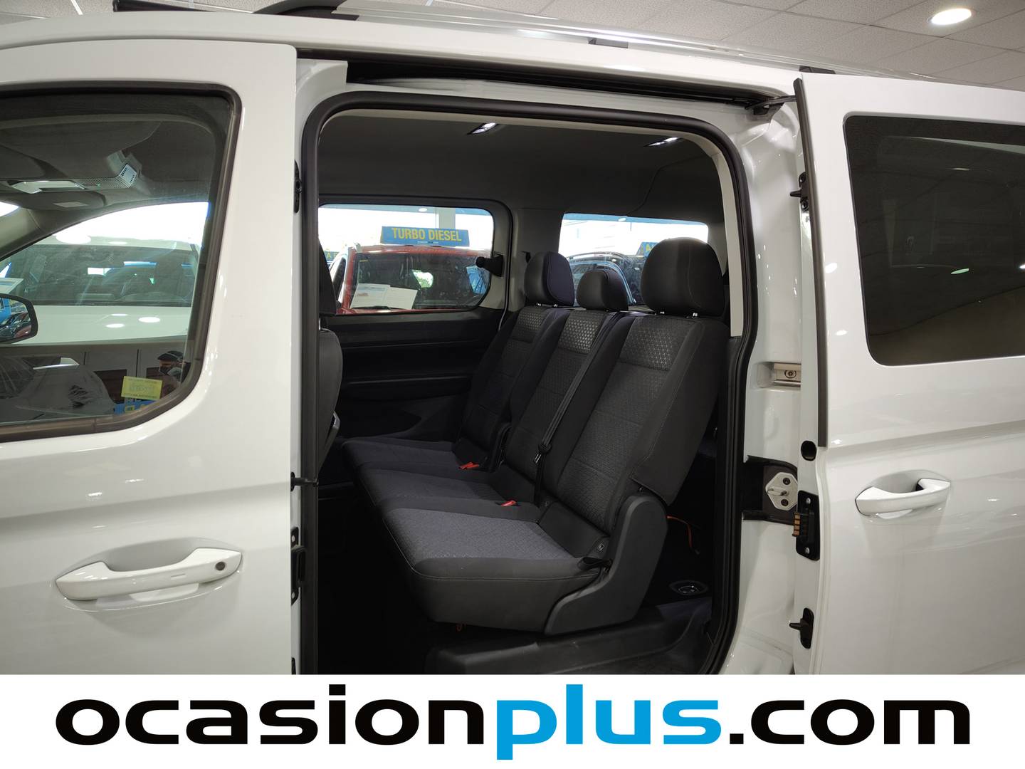 Foto Ford Grand Tourneo Connect Ford Grand Tourneo Connect 2.0 Ecoblue Titanium Auto (122 CV)  7 PLAZAS