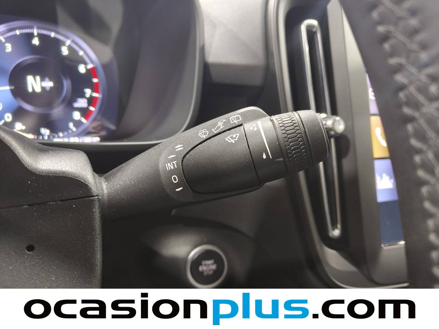 Foto Volvo XC40 Volvo XC40 T2 Essential (129 CV)