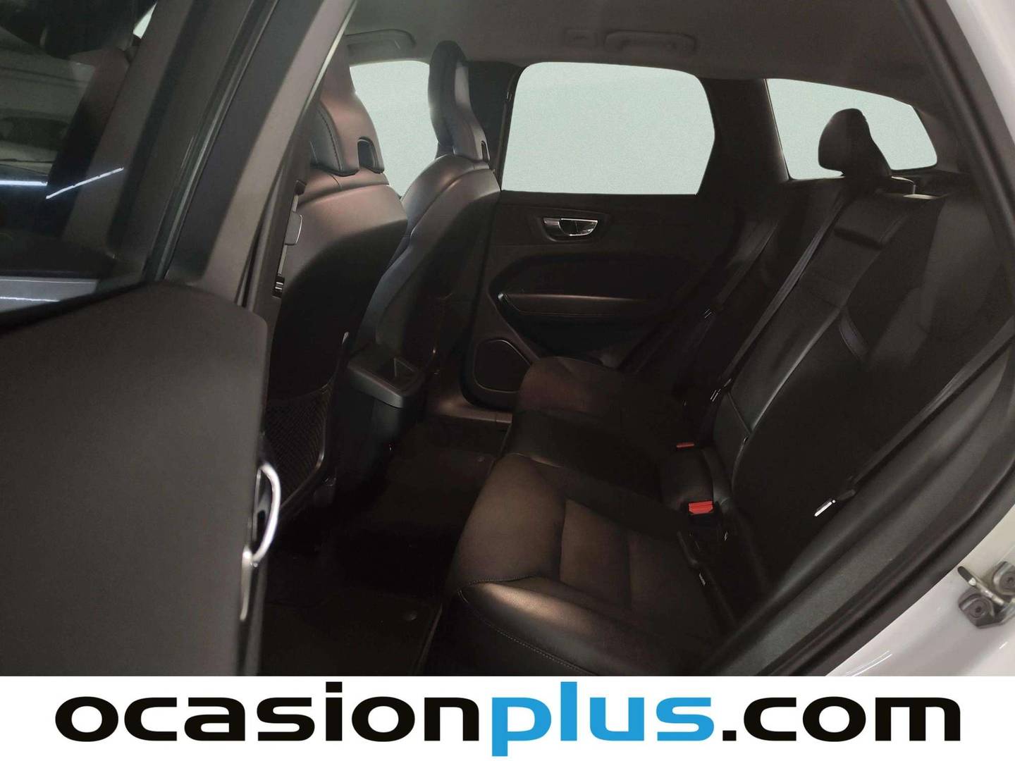 Foto asientos traseros Volvo XC60 Volvo XC60 D4 Momentum Auto (190 CV)