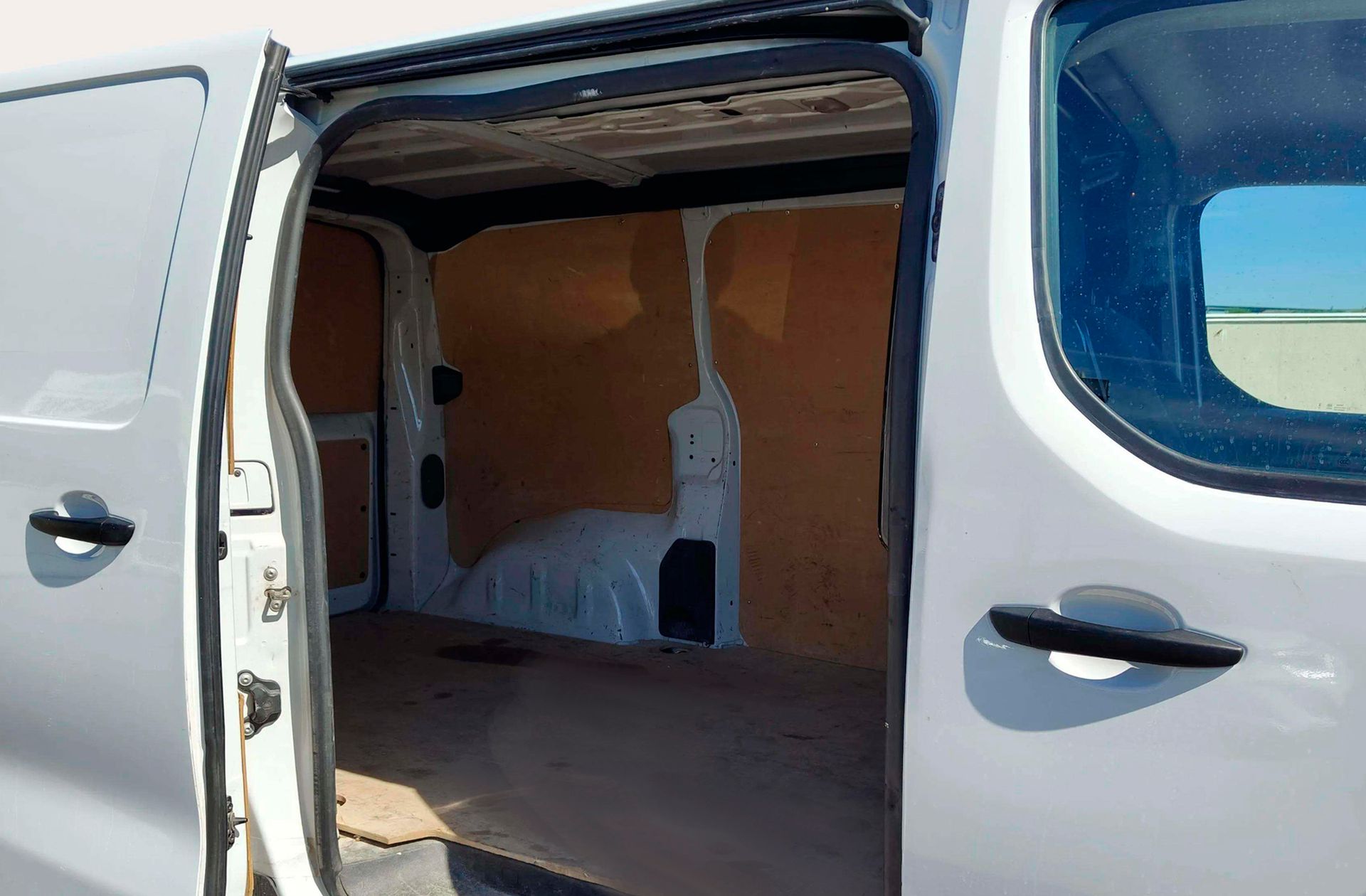 Citroën Jumpy Furgon BlueHDi 120 Talla M - foto 14